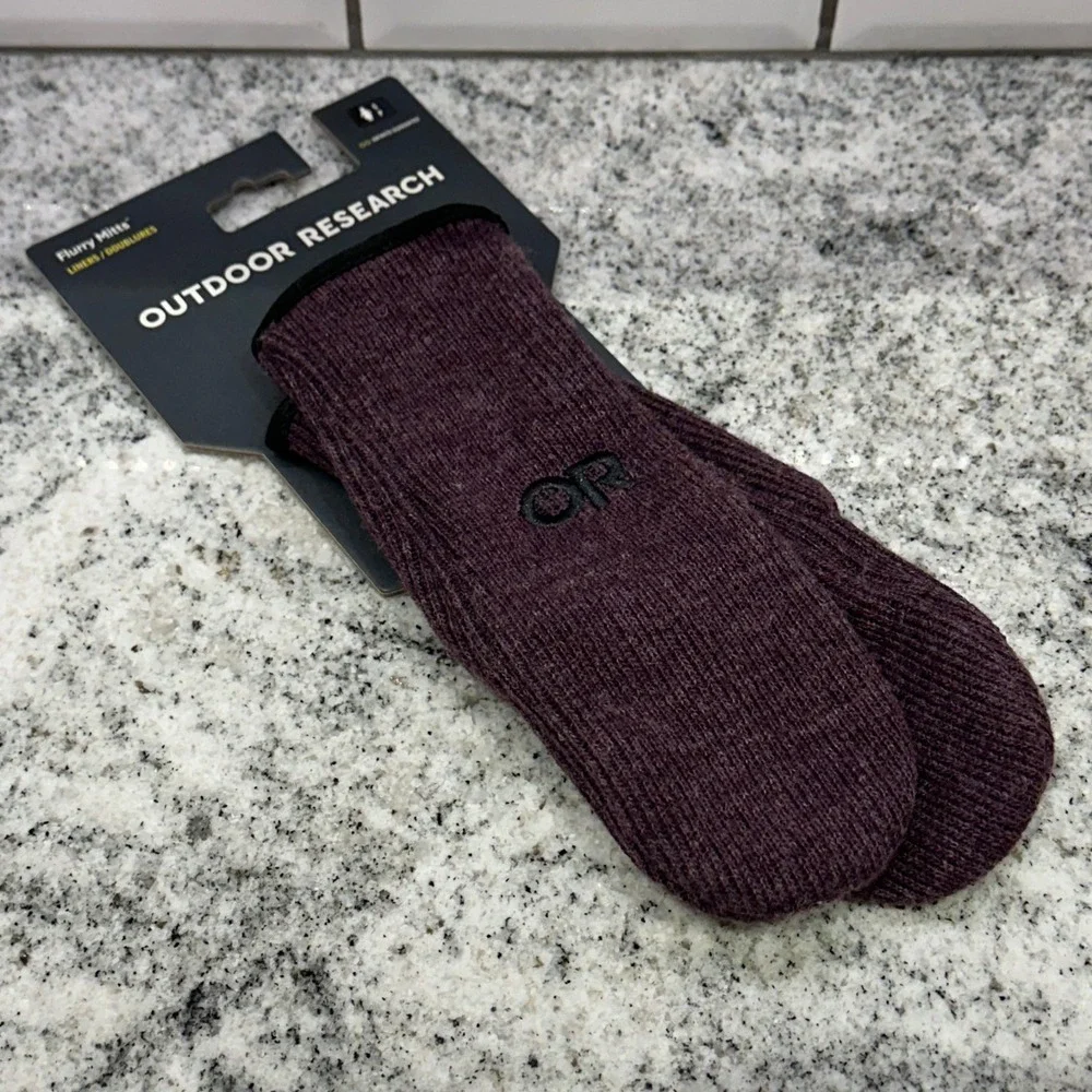 Outdoor Research Womens Small Flurry Mitts Amethyst Purple Wool Blend Gorpcore